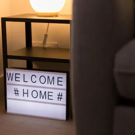 Cozy 4 Proche Gare - Cozy Apartment *